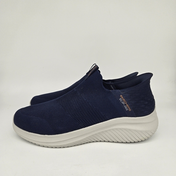 Athletic_Shoes